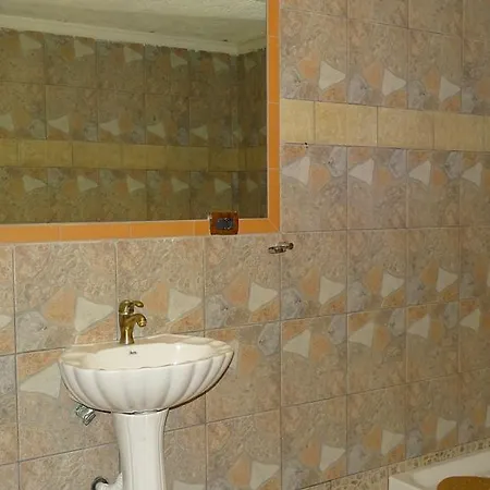 Villa Stone Age *
