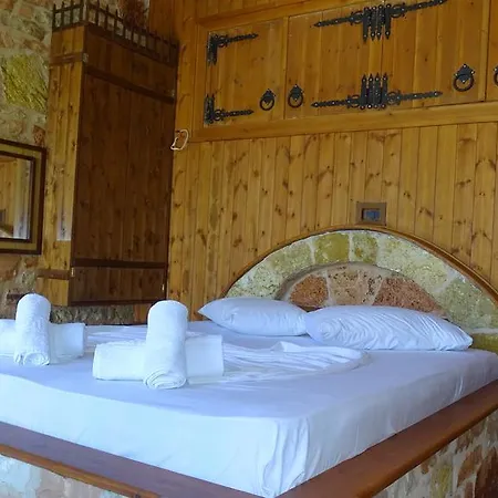 Stone Age Villa Borsh